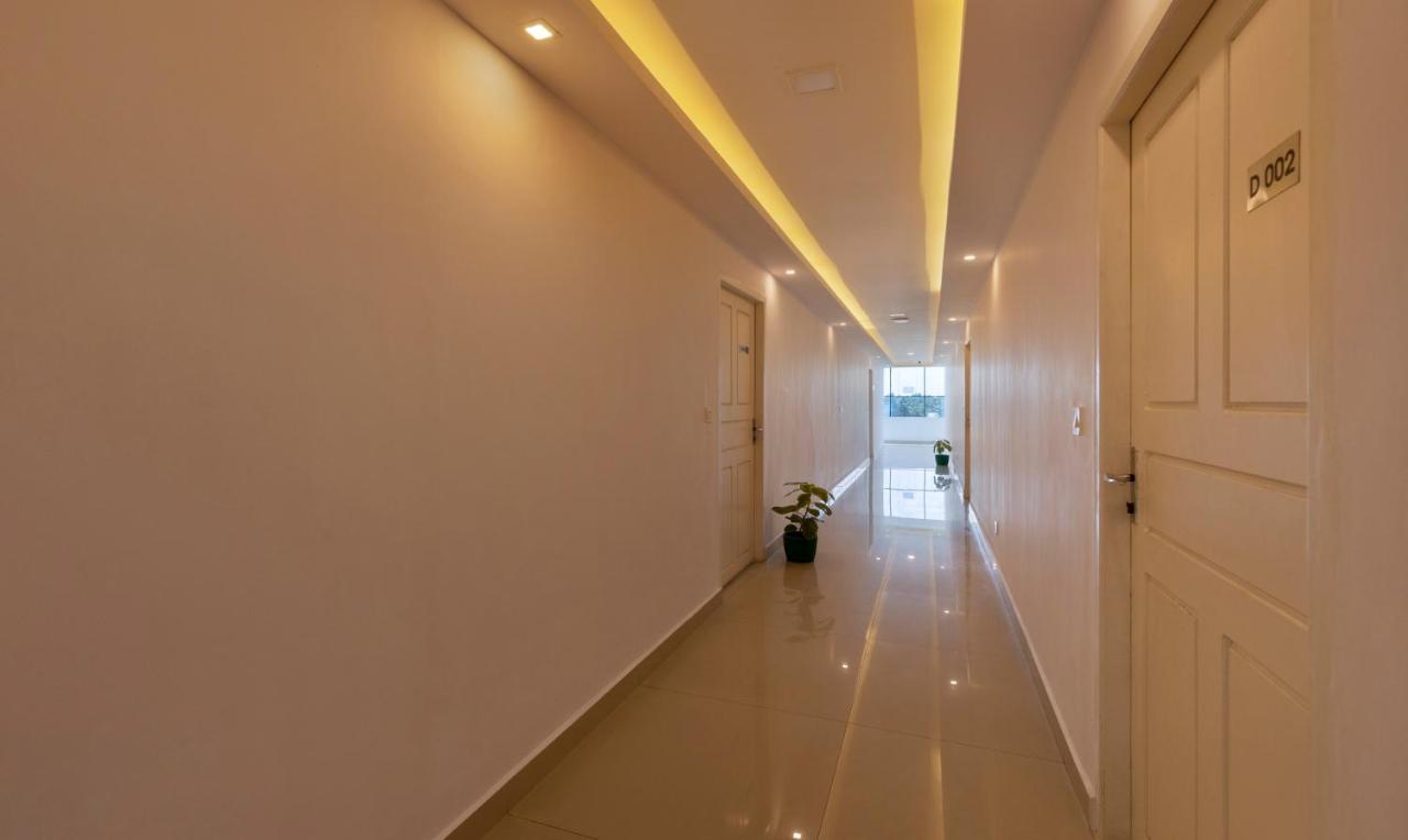 Treebo Trend Airport Avenue Plaza Cochin Airport Hotel Kochi Ngoại thất bức ảnh